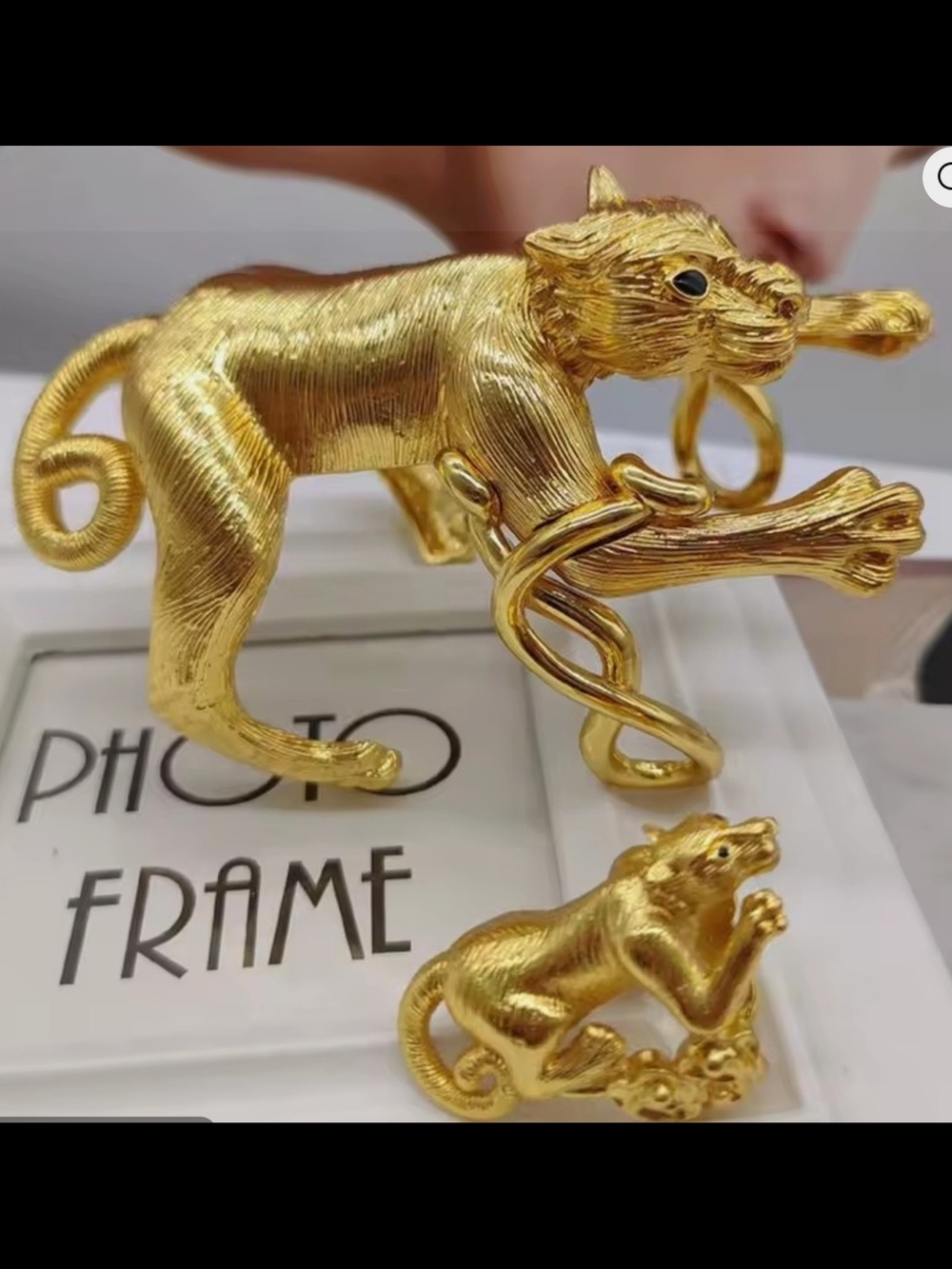 Source Unknown Gold-tone Lion Cuff Bracelet & Ring - Picture 4 of 9